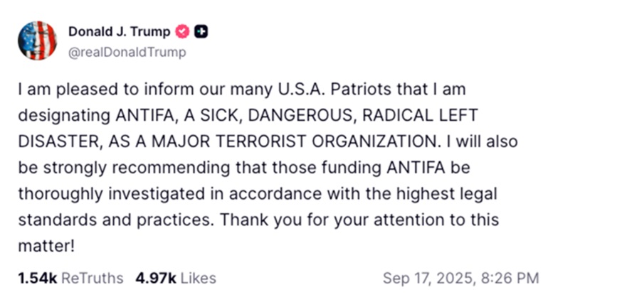 आंदोलनकारी समूह 'एंटी-फासिस्ट' पर कसा शिकंजा : अमेरिकी राष्ट्रपति ट्रंप ने एंटीफा को आतंकी संगठन घोषित किया