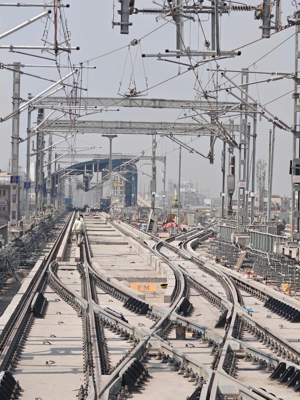 भूतनाथ से मलाही पकड़ी तक मेट्रो ट्रेन दौड़ने के तैयार सफल रहा ट्रायल रन जल्द ही भूतनाथ से मलाही पकड़ी तक मेट्रो का होगा परिचालन 