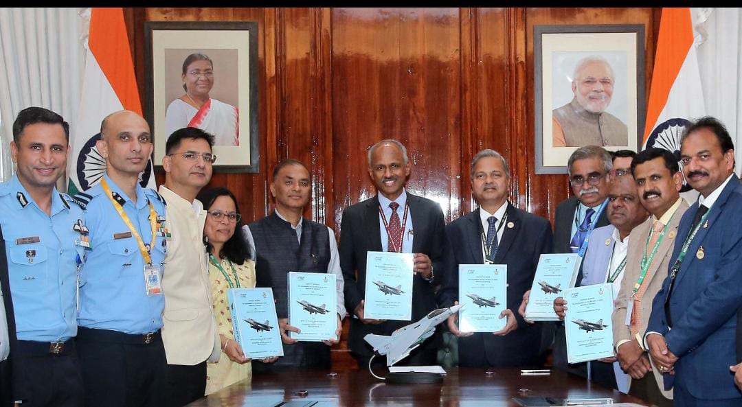 68 लड़ाकू और 29 ट्विन सीटर विमान खरीदे जाएंगे : वायु सेना के 97 एलसीए मार्क-1ए लड़ाकू विमानों का एचएएल को दिया गया आर्डर