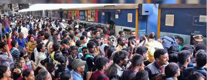 राहतभरा तोहफा : टिकट बुक करते समय ‘रिग्रेट’ नहीं दिखेगा,  30 लाख अतिरिक्त सीटें बढाई, 3000 अतिरिक्त कोच जोड़े