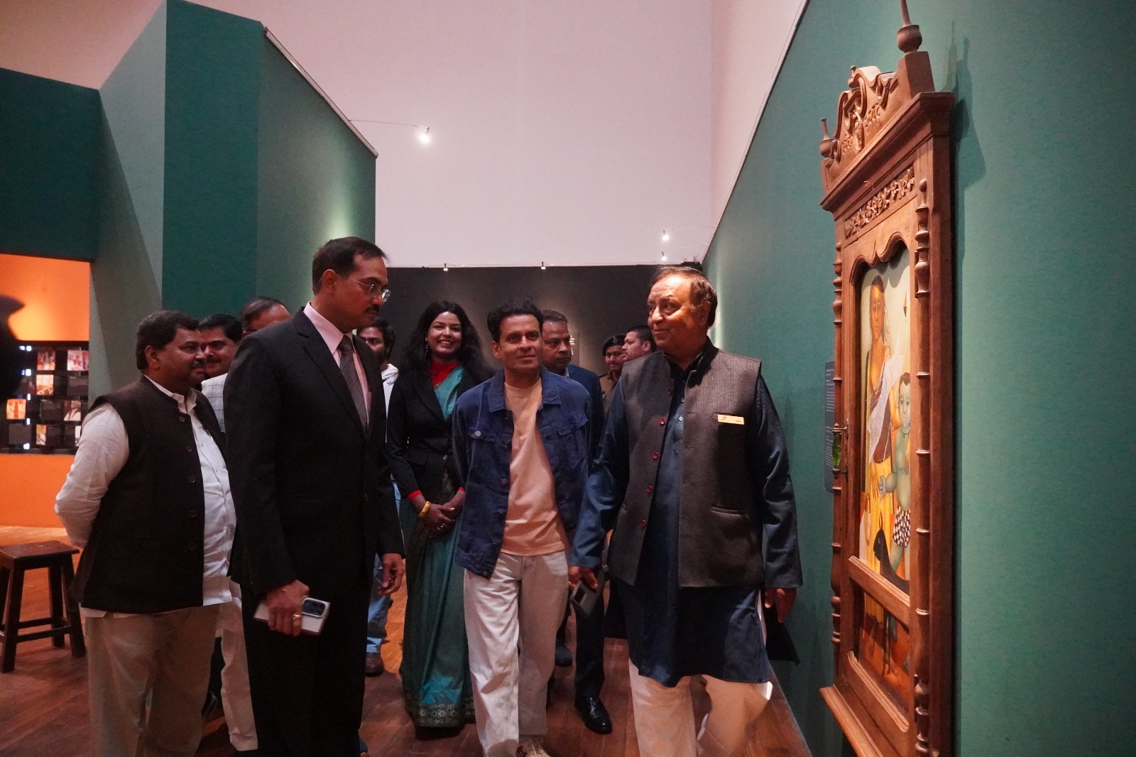 बिहार अब सिर्फ साहित्य और लोककला तक सीमित नहीं : मनोज बाजपेयी  बॉलीवुड सुपरस्टार पद्मश्री मनोज बाजपेयी ने किया बिहार म्यूजियम का भ्रमण