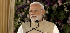  पीएम का पश्चिम बंगाल दौरा : प्रधानमंत्री मोदी ने किया संयुक्त कमांडरों के सम्मेलन का उद्घाटन