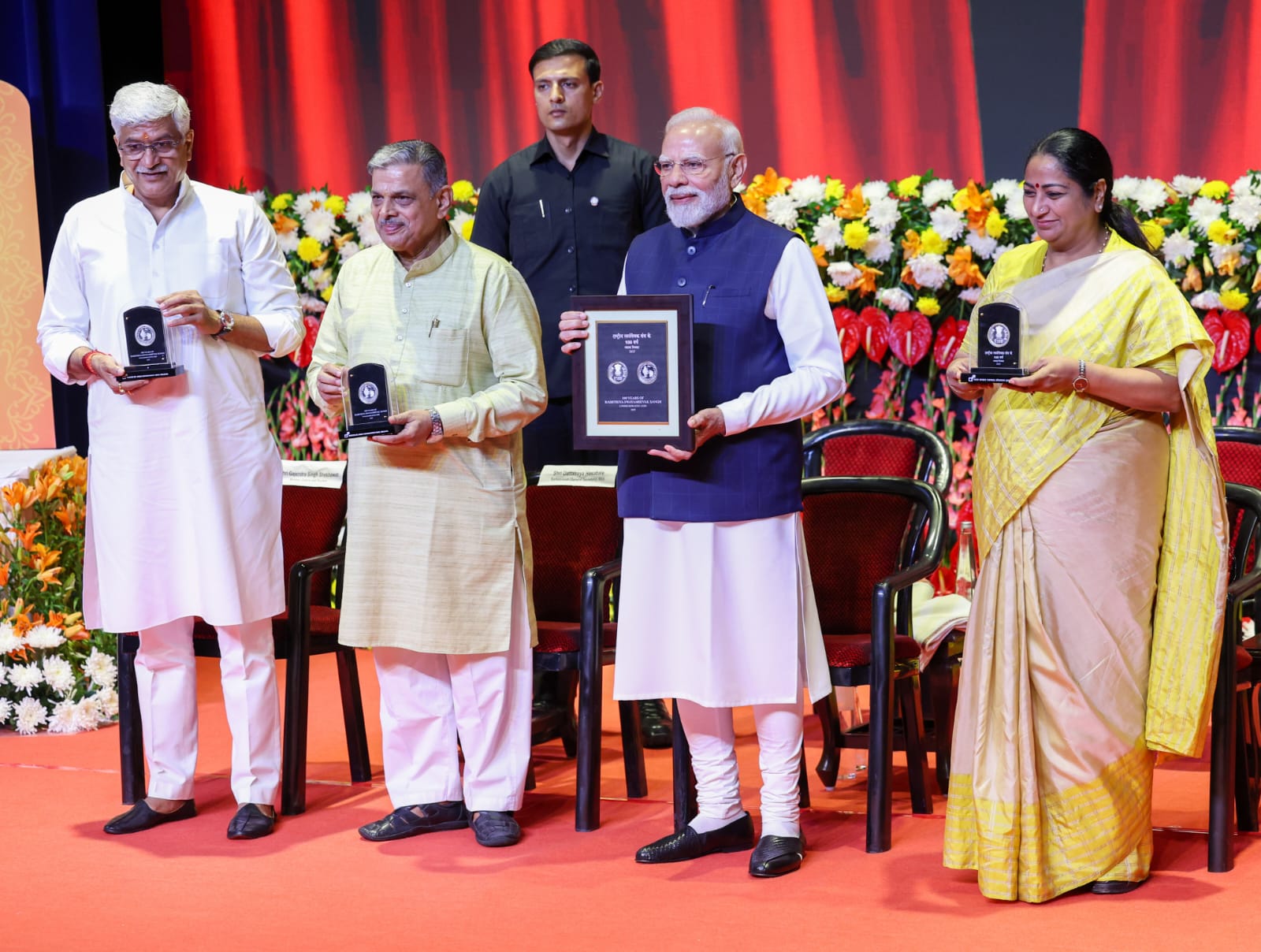 राष्ट्रीय स्वयंसेवक संघ का शताब्दी वर्ष : संघ की प्राथमिकता हमेशा देश की प्राथमिकता रही है : प्रधानमंत्री