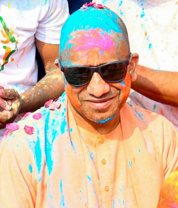 Holi के रंग with celebrities 