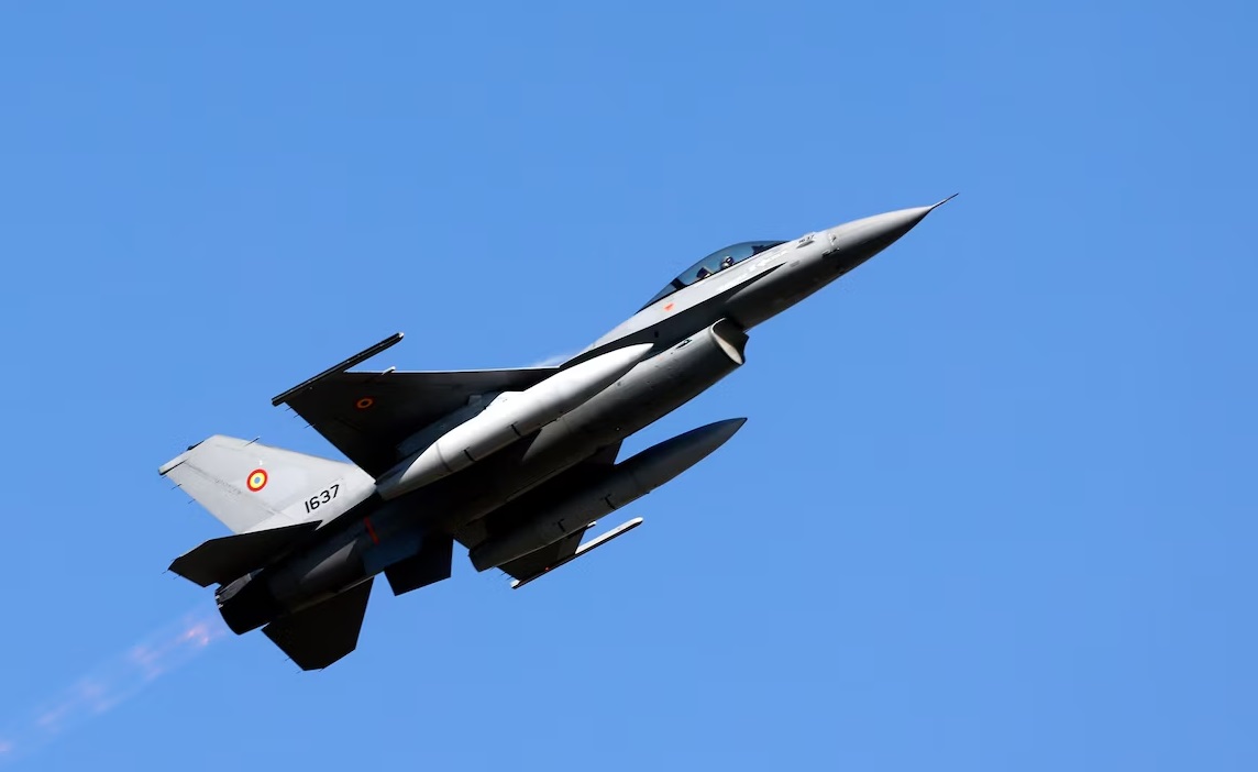 लड़ाकू विमान तैनात किए :यूक्रेन की मदद को आगे आए पोलैंड और रोमानिया, जेट विमान तैनात