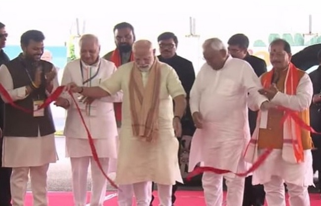 पीएम मोदी का बिहार प्रवास : भारत में भारत का कानून चलेगा, घुसपैठियों की मनमानी नहीं : प्रधानमंत्री