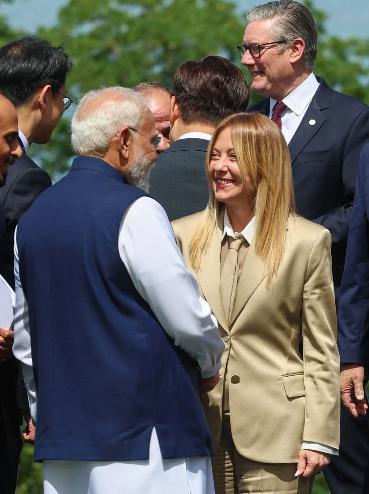 एवियन में आयोजित जी7 सम्मेलन के दौरान विश्व नेताओं के साथ हुई अहम मुलाकात