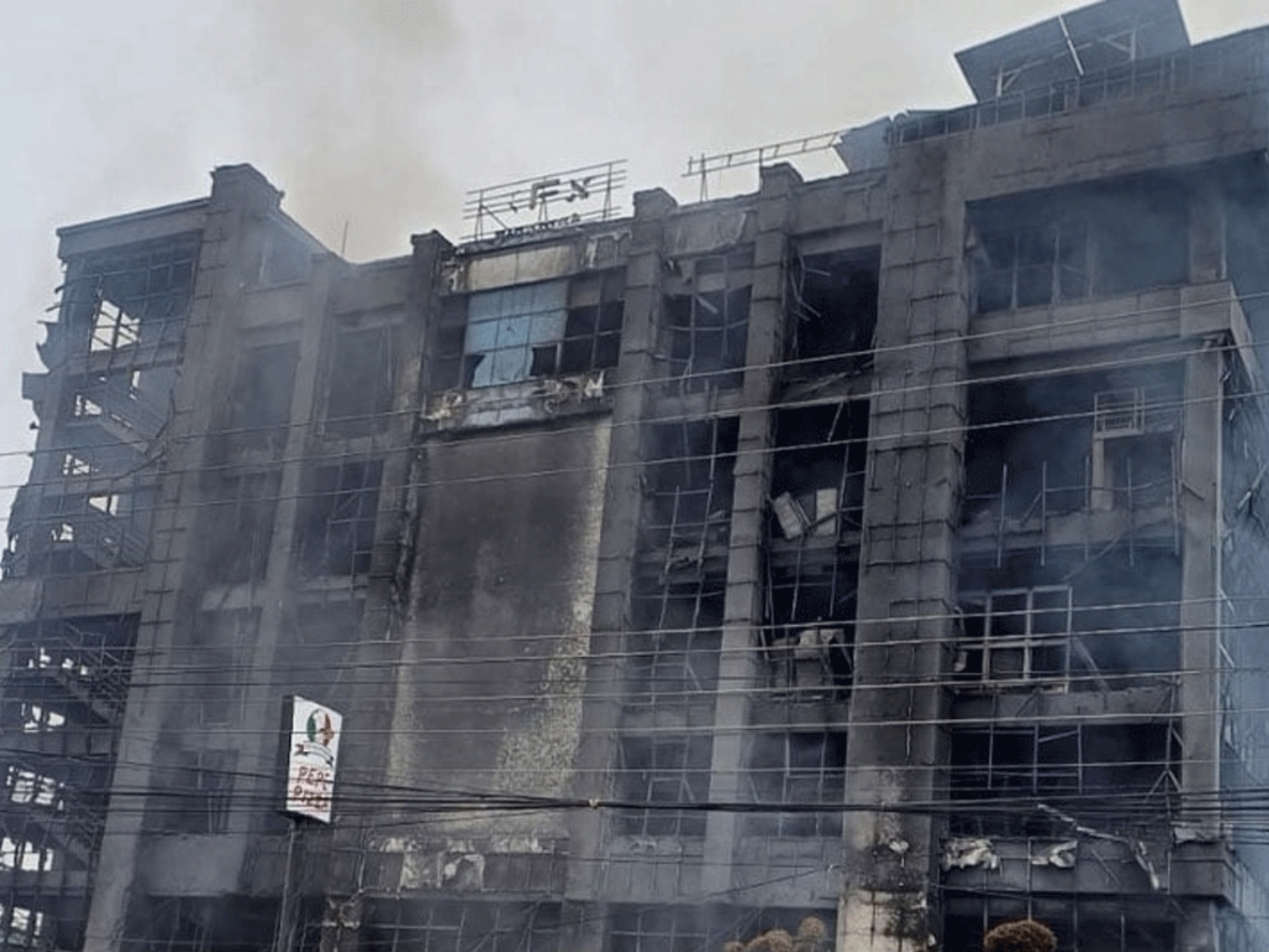 नेपाल हिंसा : मरने वालों की संख्या बढ़कर हुई 73, अभी 12 नरकंकाल की पहचान नहीं हो पाई